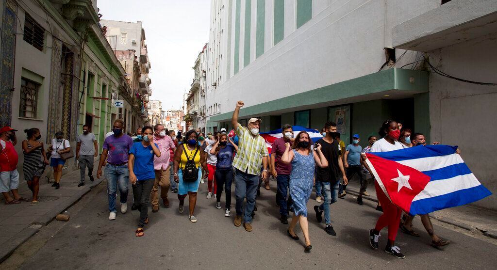 Manifestantes en Cuba