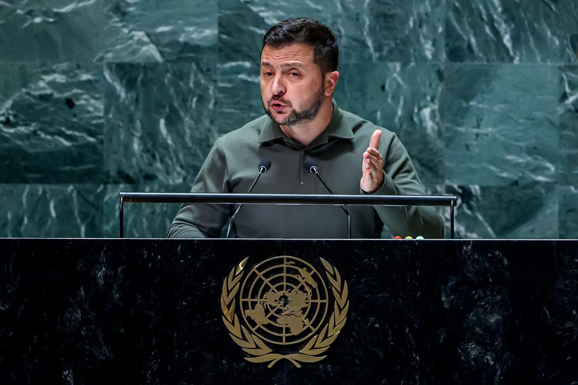 Volodímir Zelenski acusa a Rusia de genocidio en la Asamblea General de la ONU