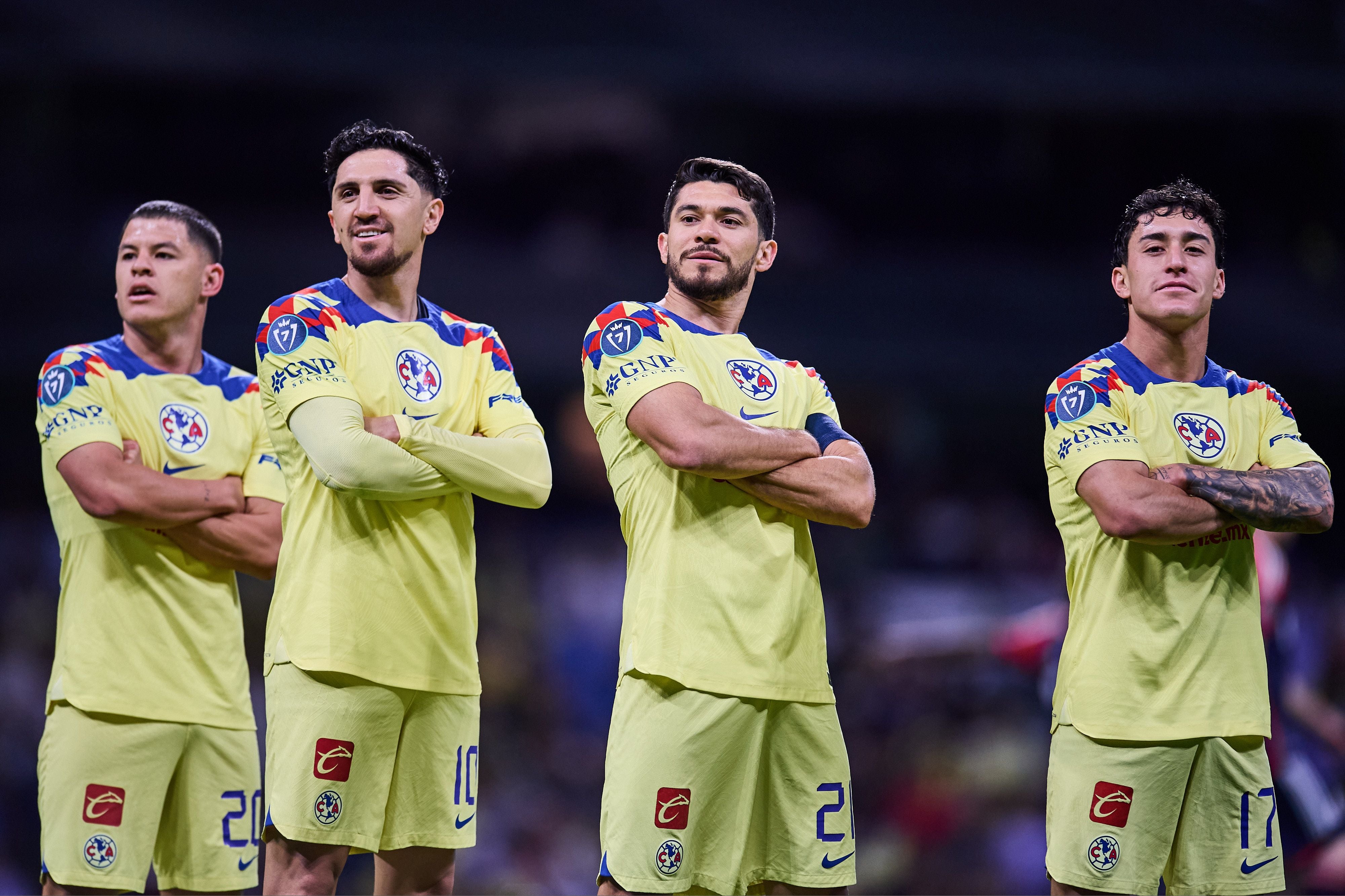 Diego Valdés, Henry Martín, Alejandro Zendejas y Richard Sánchez celebrando un gol con el América en la Concachampios