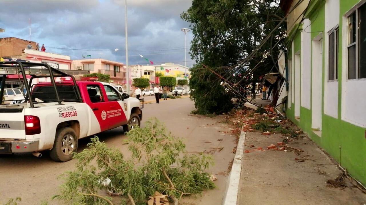 Tornado en Guamuchil, Sinaloa: fenómeno sorprende a habitantes (VIDEO)