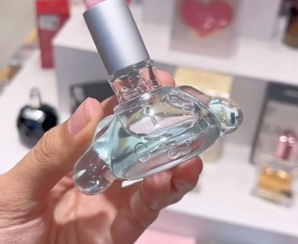 Perfume de Hello Kitty y personajes de Sanrio en Miniso