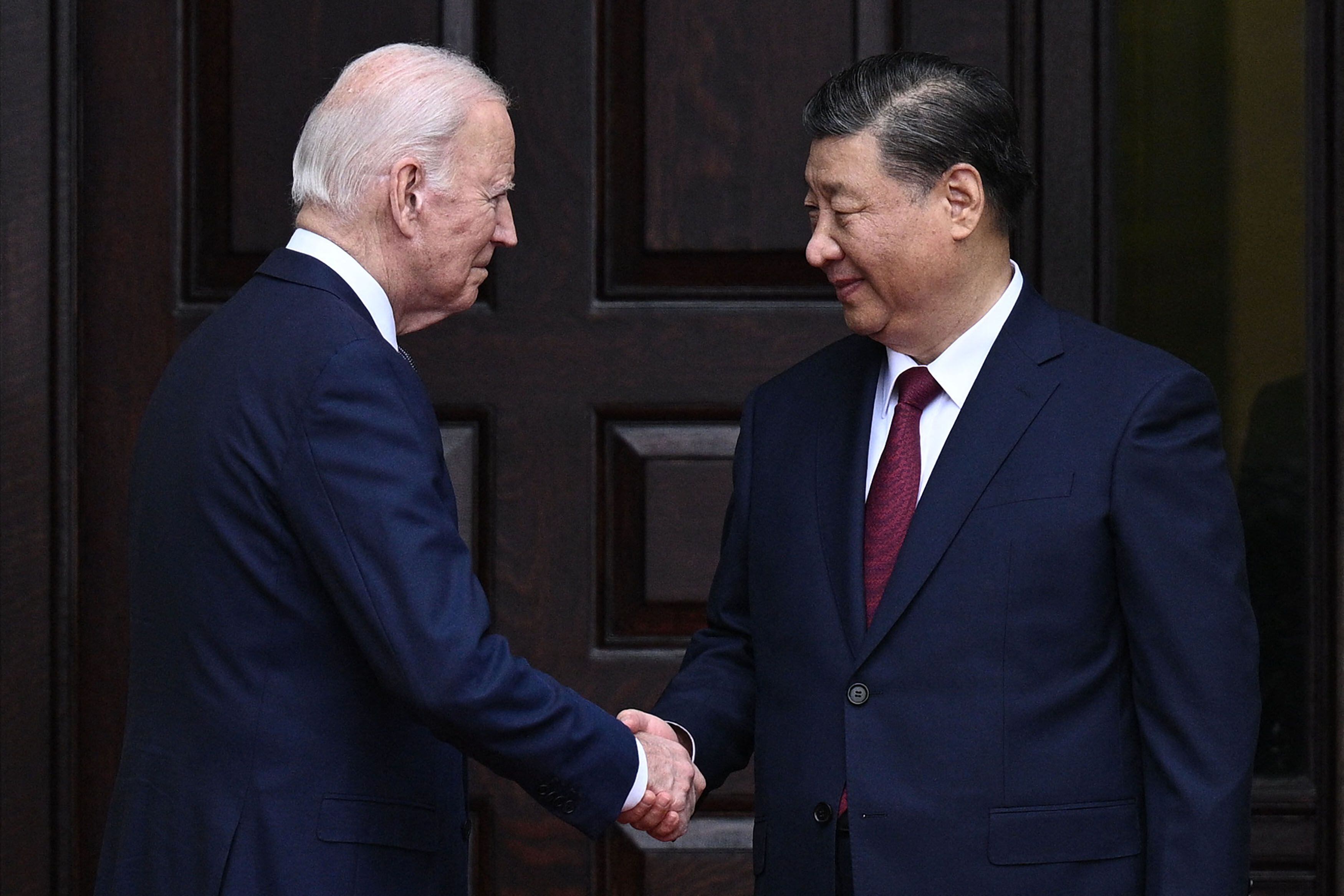 El presidente Joe Biden se reúne con Xi Jinping en la APEC