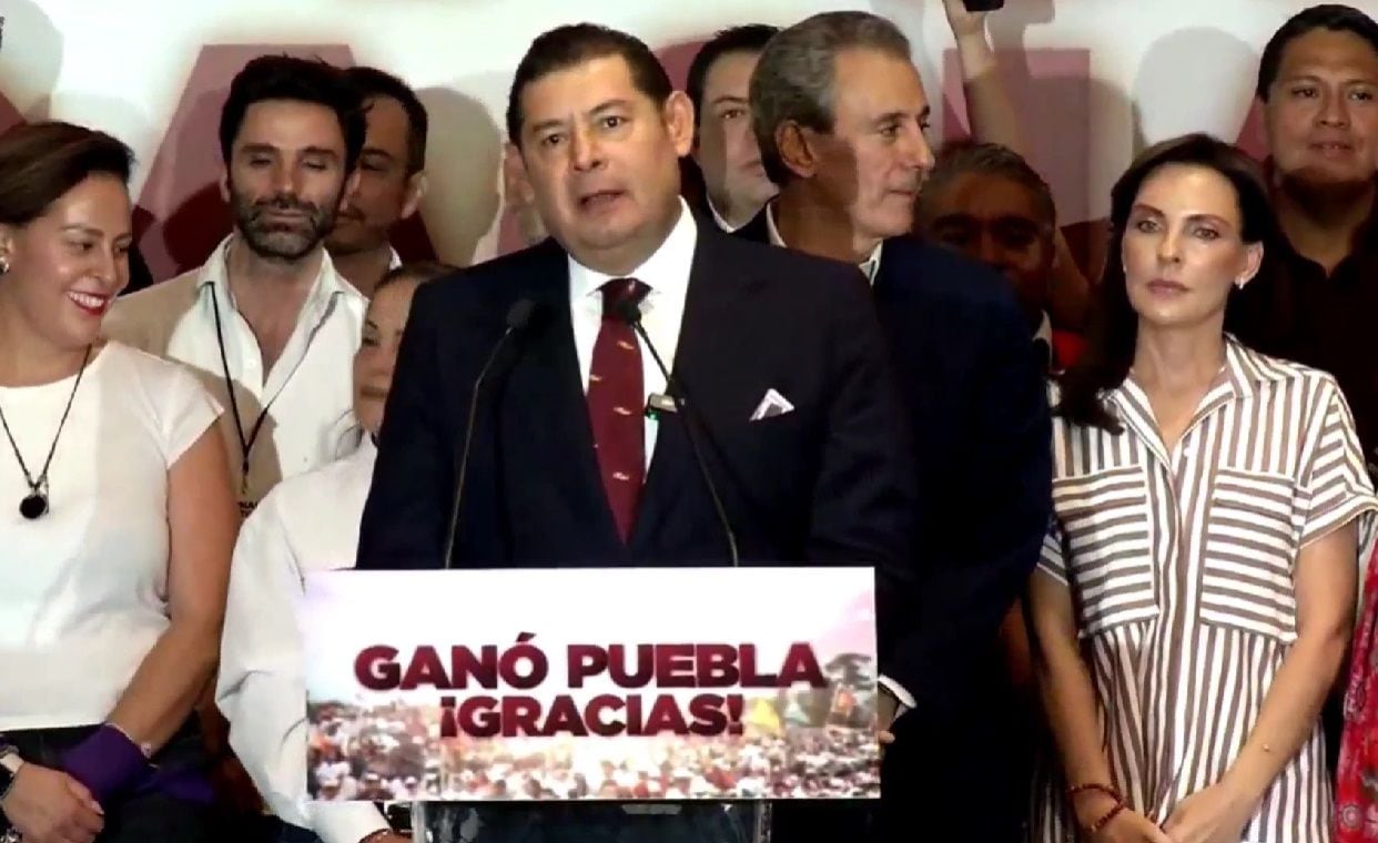 Alejandro Armenta declara triunfo en Puebla