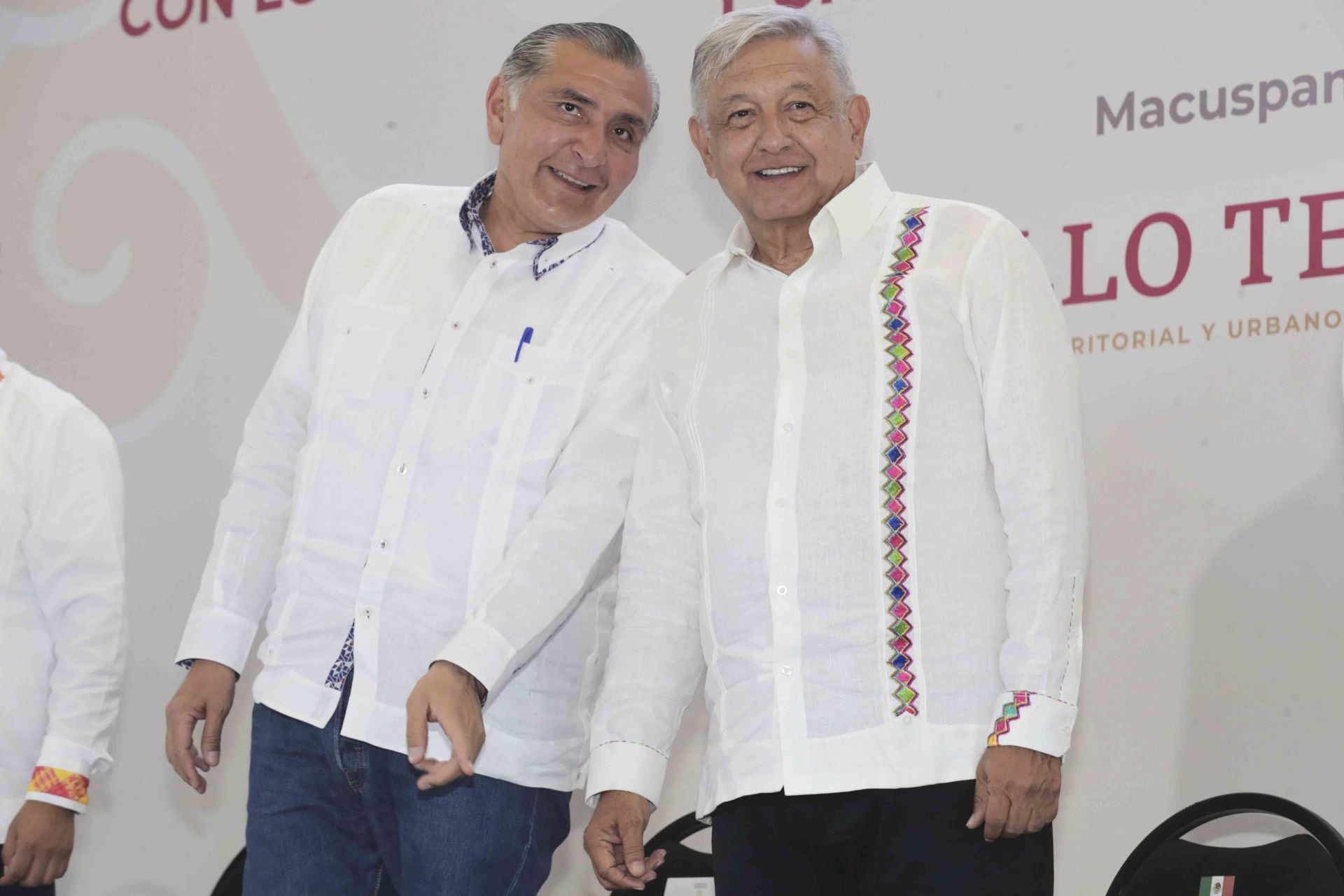 AMLO junto al gobernador de Tabasco, Adán Augusto López.