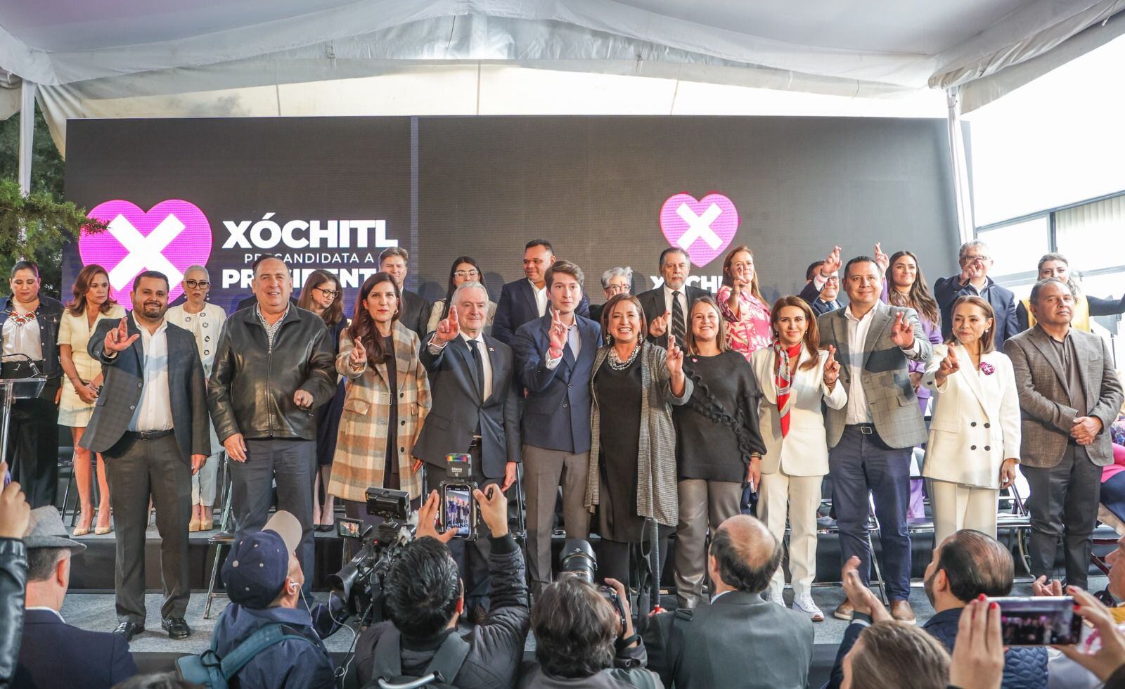 Xóchitl Gálvez presenta su equipo de campaña