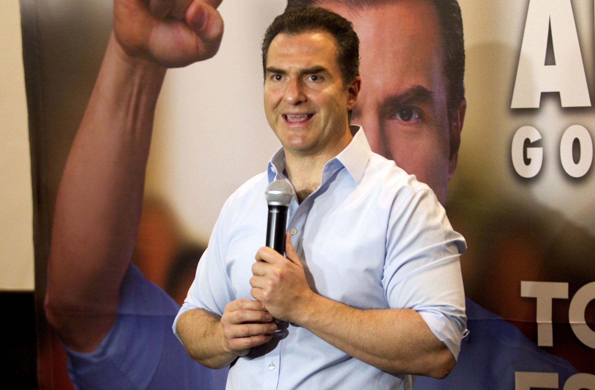 Adrián de la Garza en campaña electoral por gubernatura de Nuevo León, 2021 