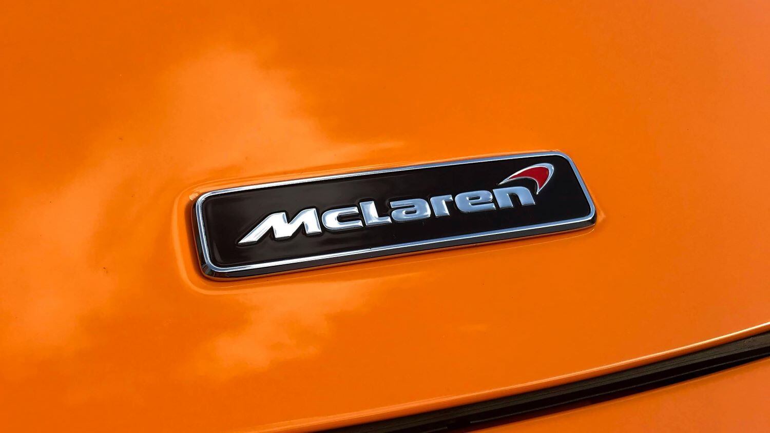 McLaren busca nuevos inversores