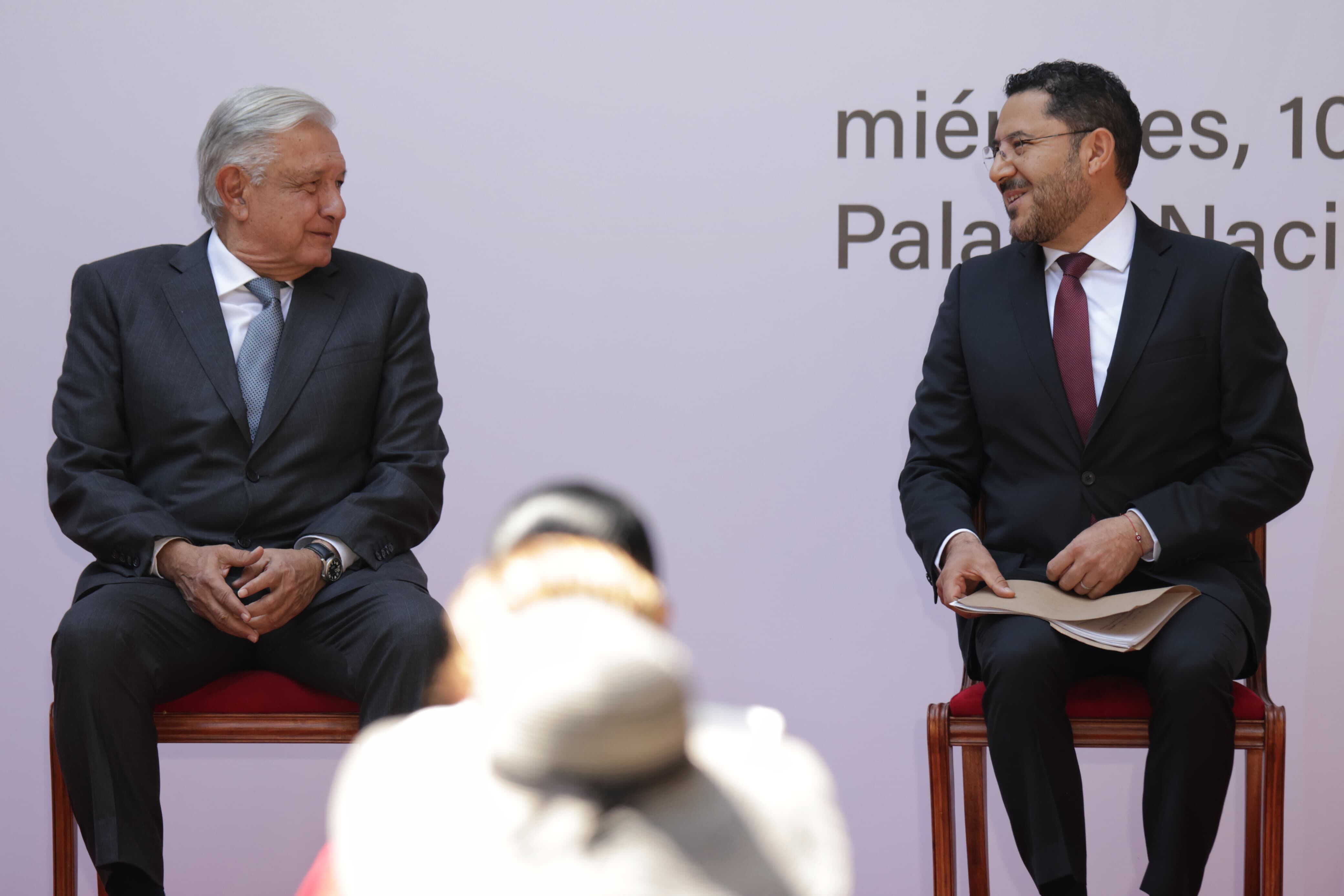 Martí Batres visitó a AMLO en Palacio Nacional para la ceremonia por el 105 aniversario luctuoso de Emiliano Zapata