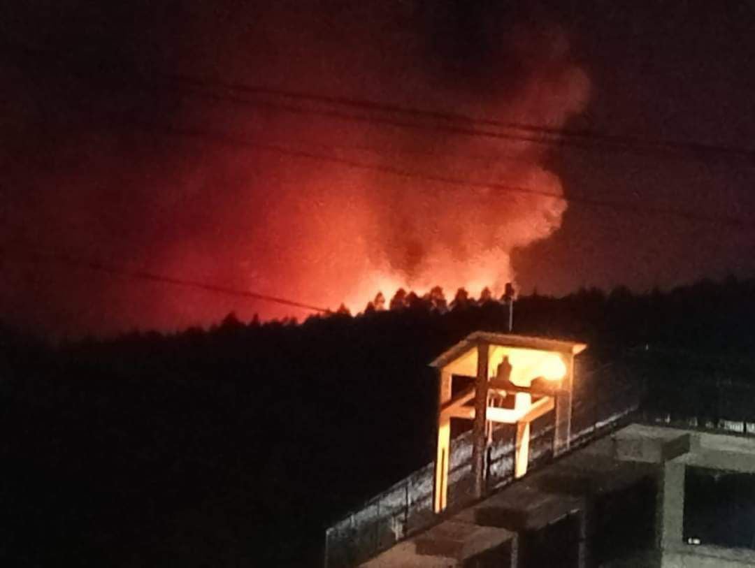 Incendio Atizapán: Evacuarán a familias por reactivación del siniestro