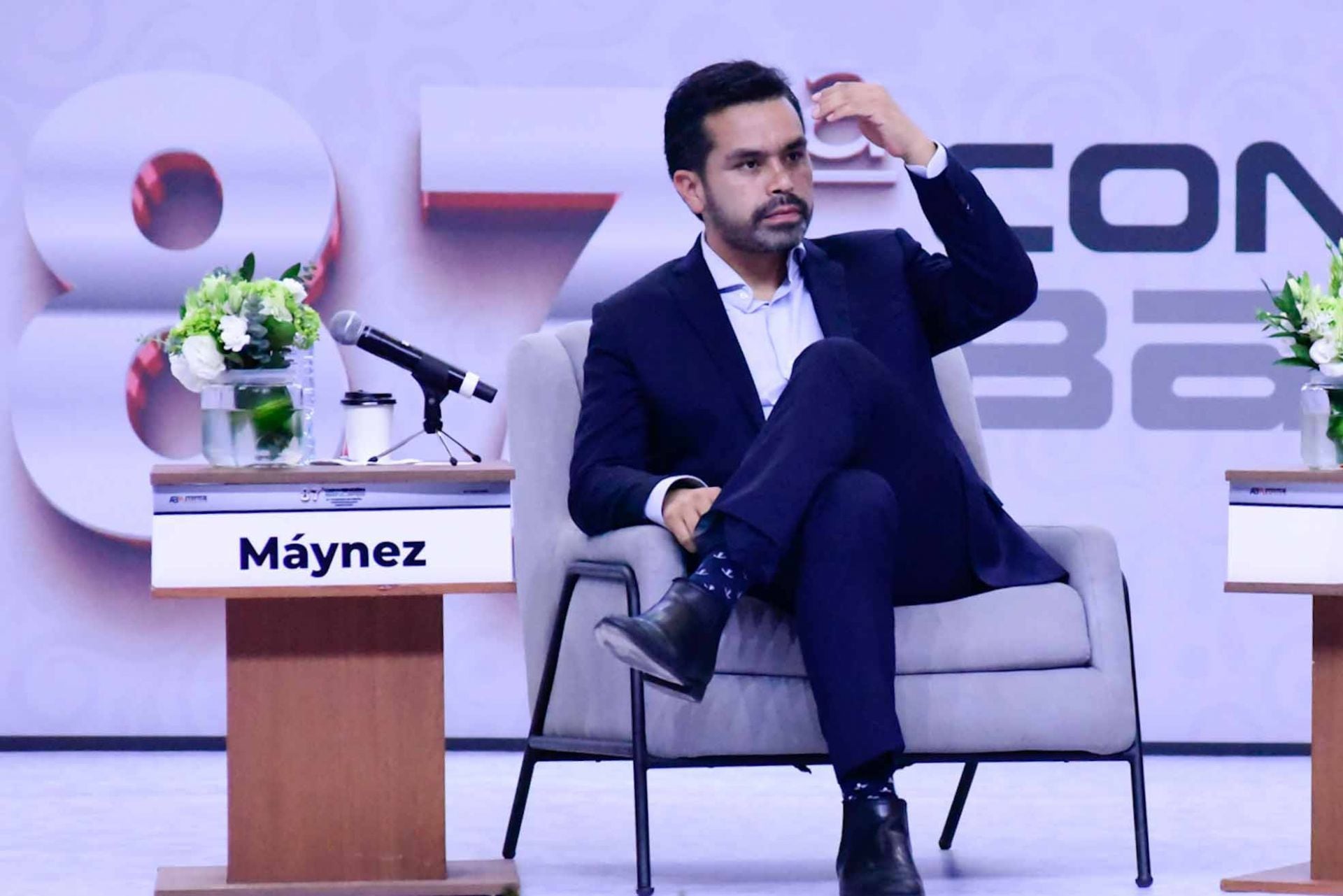 Jorge Álvarez Máynez en la Convención Bancaria 87